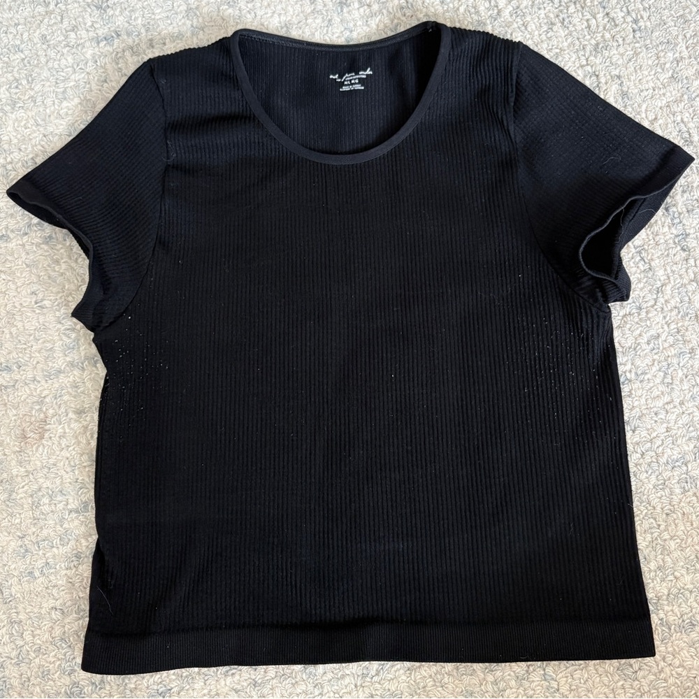Black Ribbed Short Sleeve Top